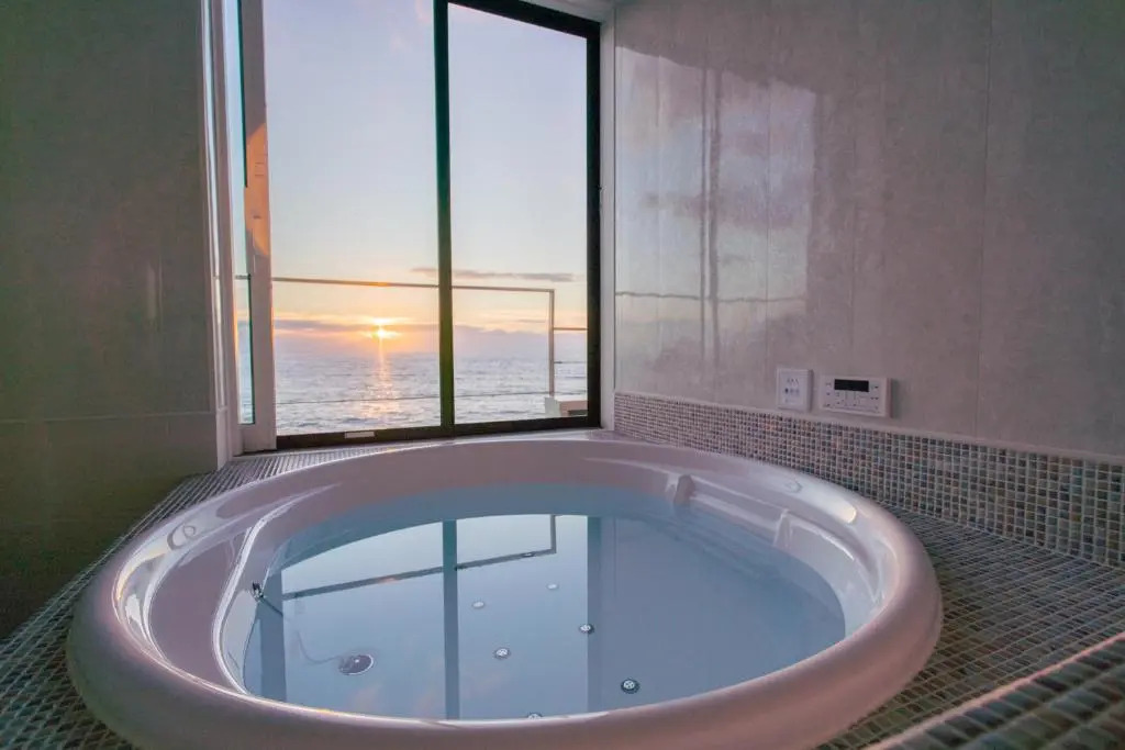 Sunset & Villa Spa Resort