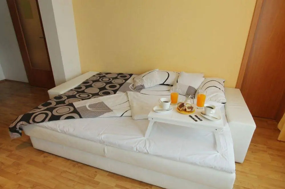 Cozy Studio with free parking
