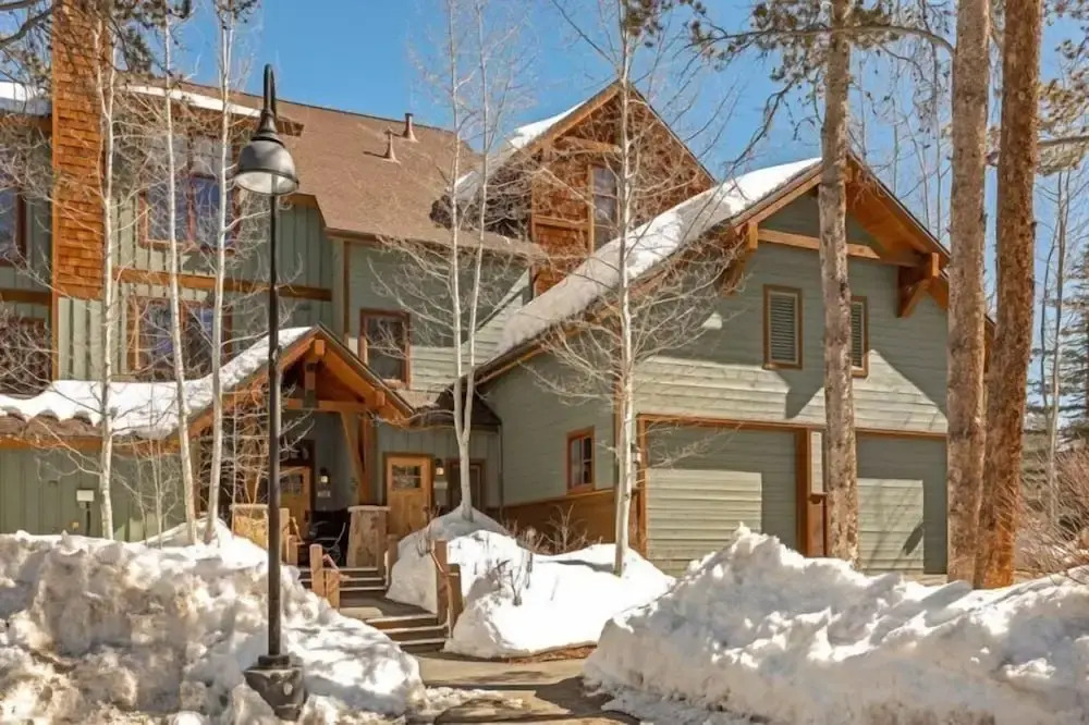 Lakeside Village 3 Bedroom Townhome At The Seasons In Keystone