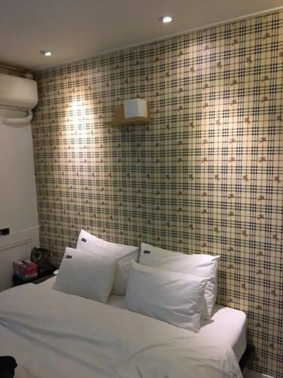 Yd 27 Hotel