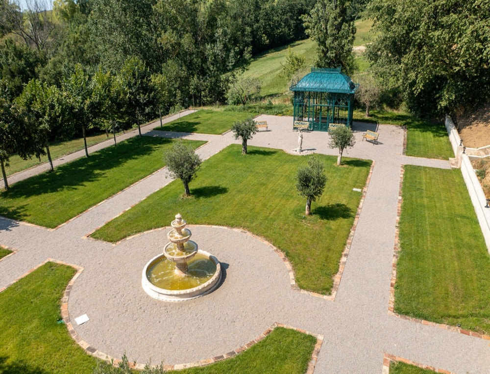 7-Bedroom Tarn Villa with Spa