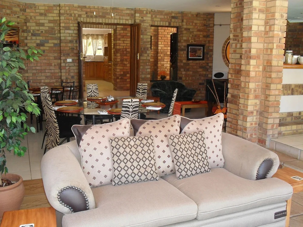 8 Royal Palm B&B