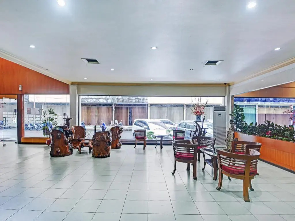 Oyo 1178 Plaza Hotel Tanjung Pinang