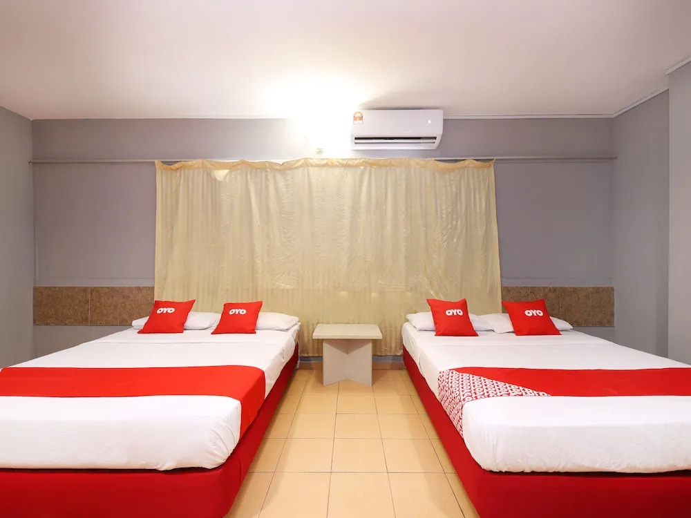Hotel 22 by OYO Rooms