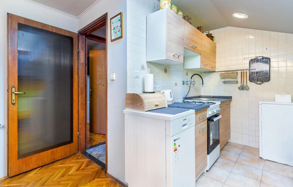 Awesome Apartment in Bakar With Wifi and 2 Bedrooms