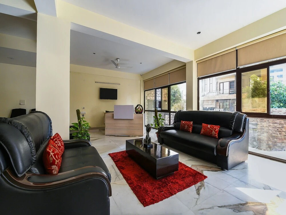OYO 16634 The Oro Homes