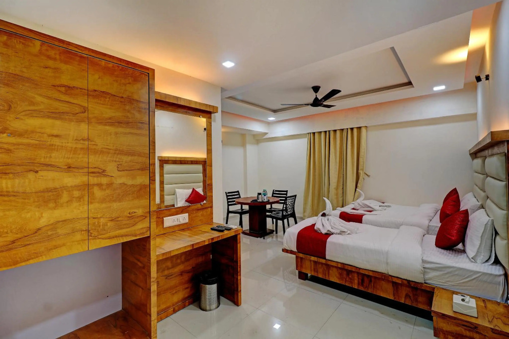 Sun Inn Residency Rabale