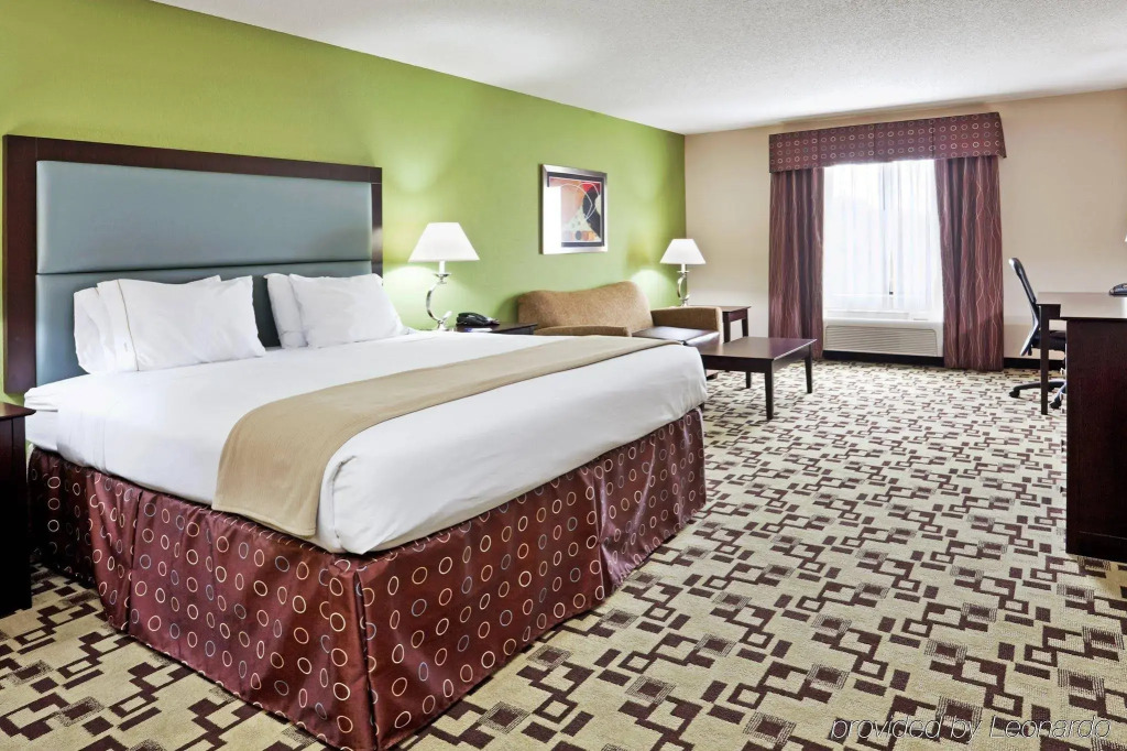 Holiday Inn Express Troutville-Roanoke North by IHG