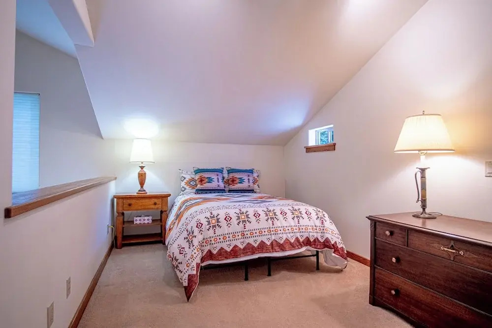 Sunflower Lane - 4BD Sun Valley Retreat + Resort Amenities