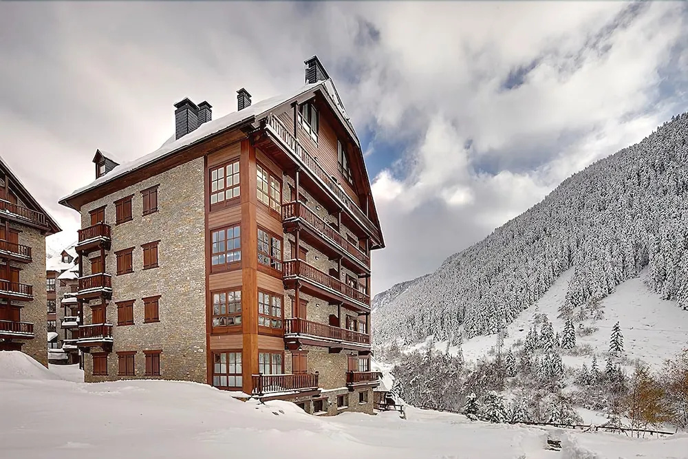 Val de Ruda Luxe 47 by FeelFree Rentals