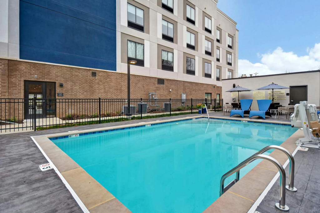 Hampton Inn Pleasant View, TN