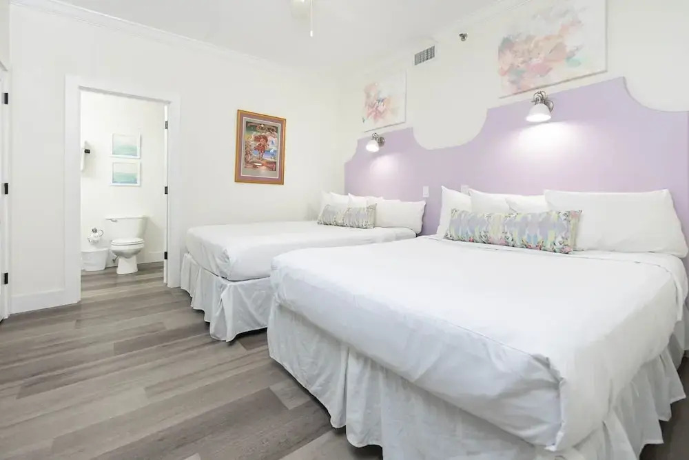 Phoenix East 2 2144 2 Bedroom Condo