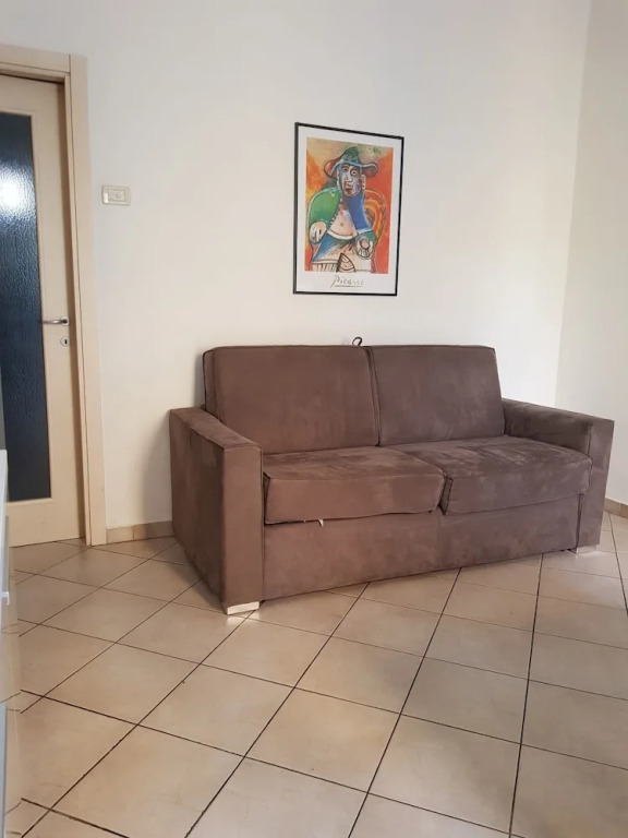 Affitti Giacomo Lenzi 4