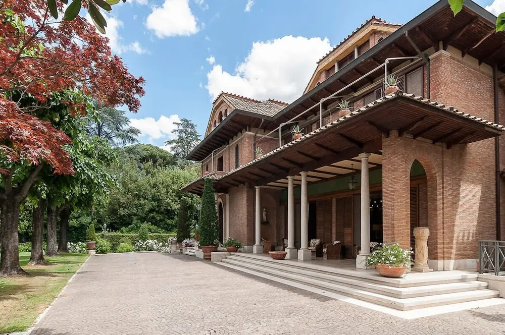 Near Rome Villa Pool Tennis Courts Perfect Family Reunion or Off-site Meeting