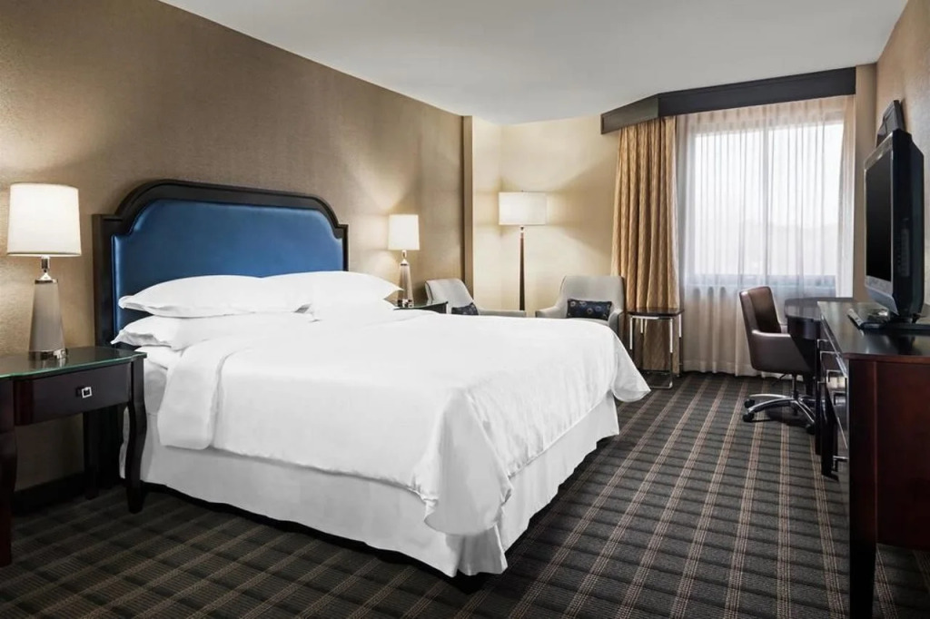 Sheraton Charlotte Airport