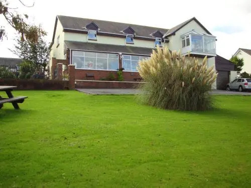 Lakeland Guest House
