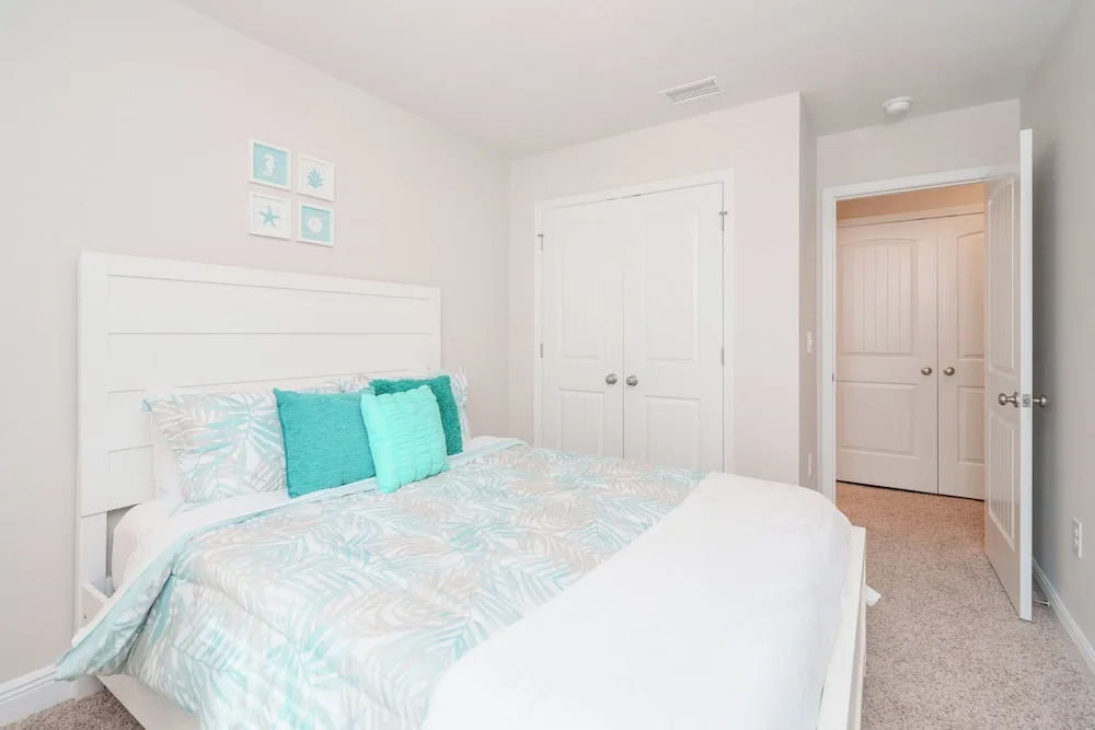 Pride of PCB Modern Townhome With Pool