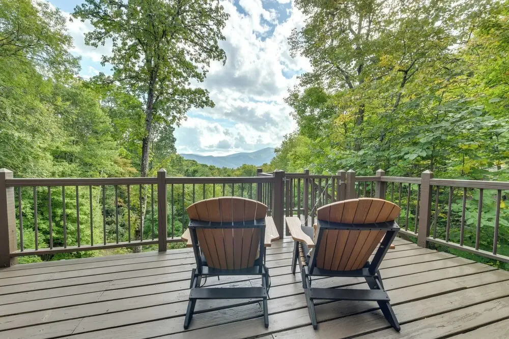 Golf, Sauna, Creek: Spectacular Smoky Mtn-view Gem