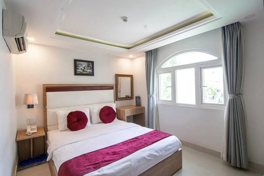 Diamond Hotel