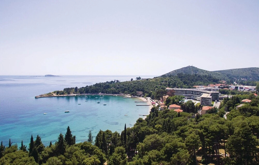 Amazing Apartment in Mlini With Wifi and 1 Bedrooms