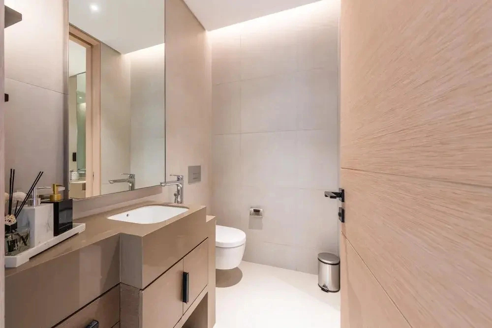 Sea View Urban Retreat in Address JBR
