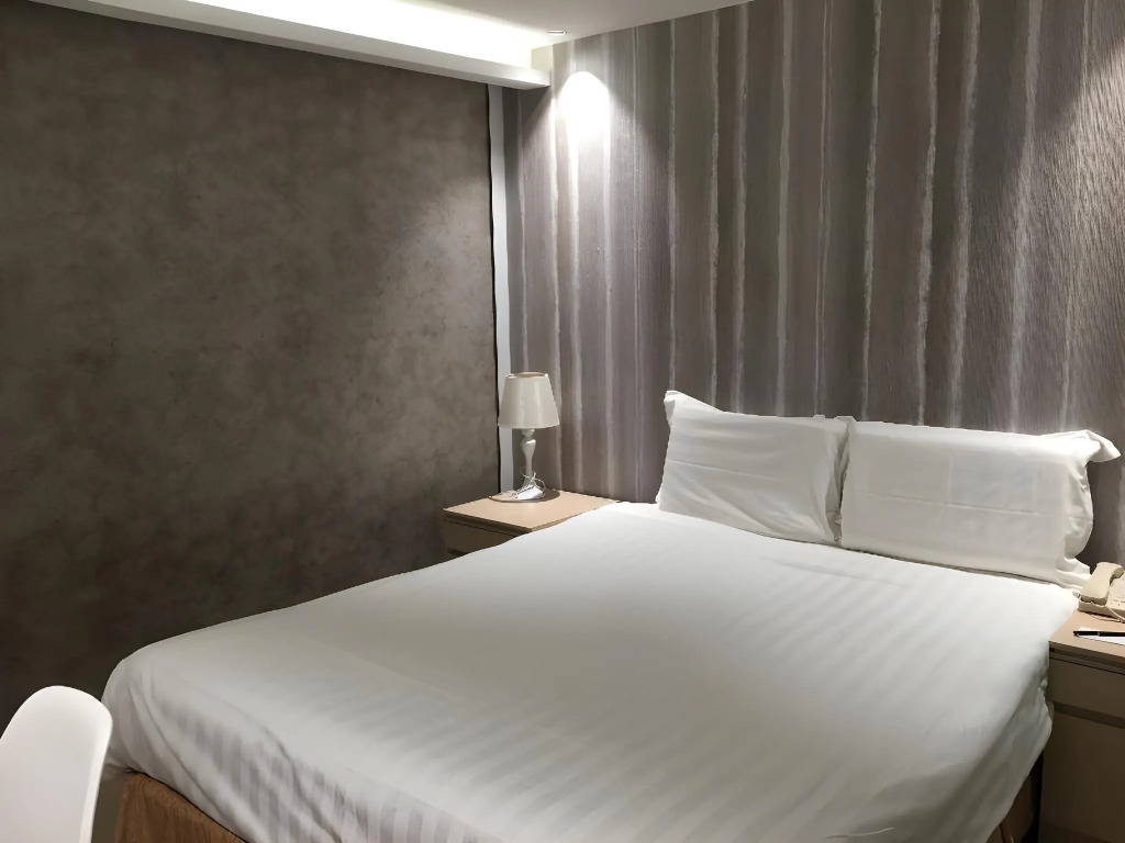 KIFI Boutique Hotel