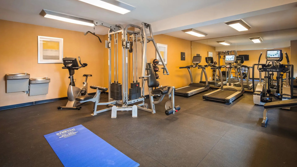 Best Western Plus Rancho Cordova Inn