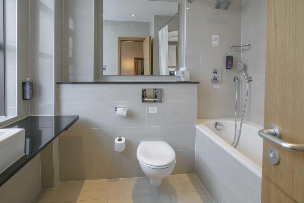 The Crown London, WorldHotels Distinctive