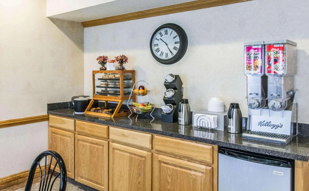 Econo Lodge Inn & Suites Corpus Christi