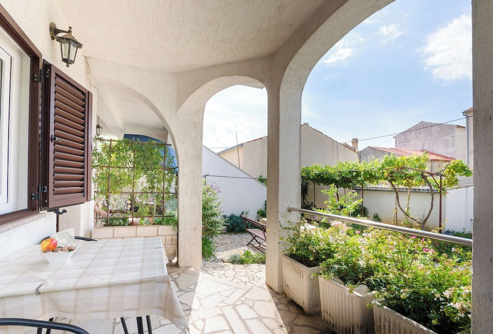 Apartments Puntica
