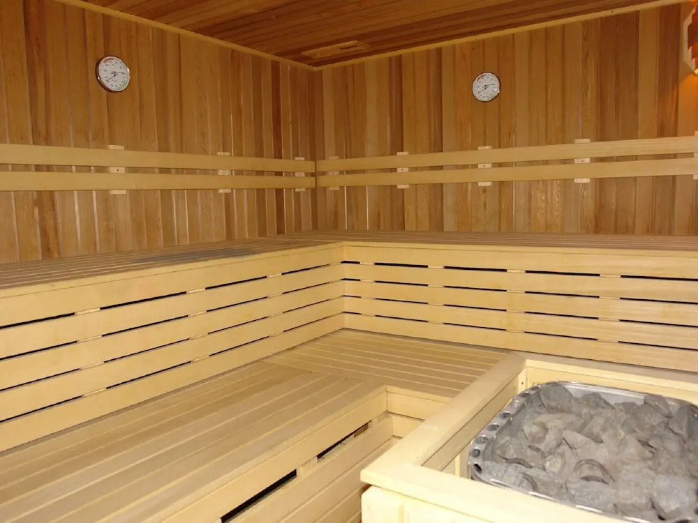 Modern Holiday Home 600 m From the sea