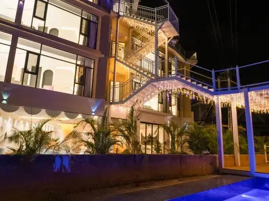Yuge RIVER VIEW Design Art Villa (Xishuangbanna Jinghong Gaozhuang Xishuangjing)