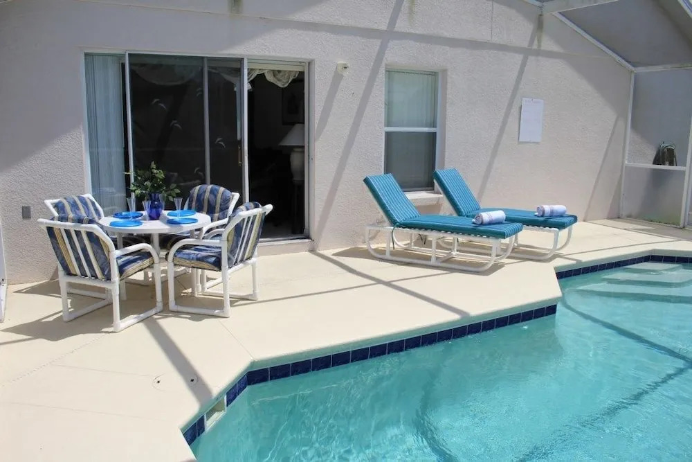 Florida Pines 195 - Four Bedroom Villa with Private Pool