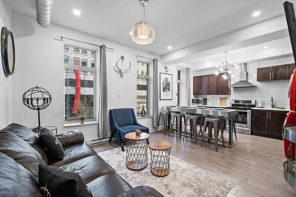 2055 Bishop