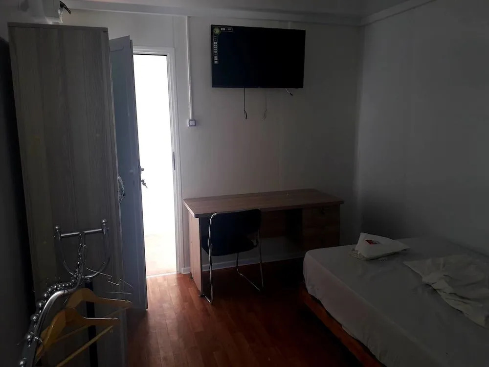 Hotel Raymon