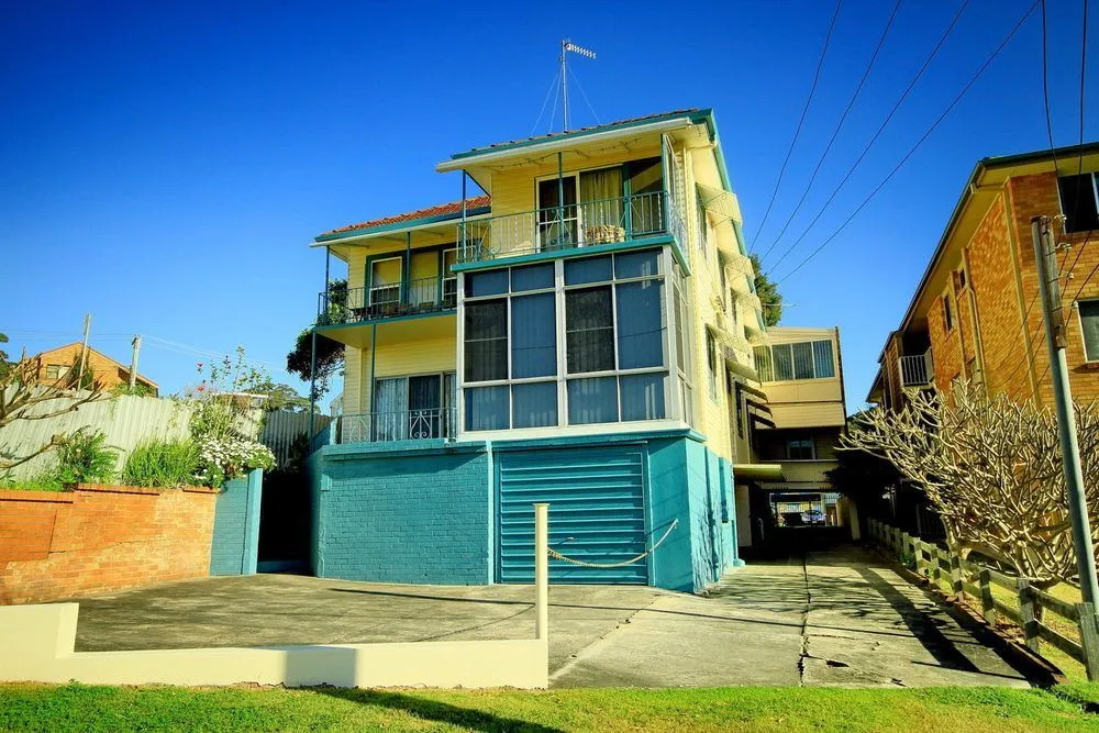 Pacific Units, Unit 2, 94 Magnus Street