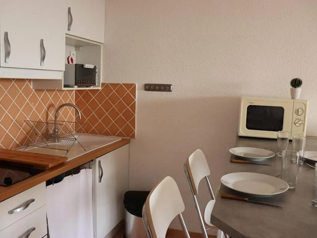 Studio Cavalaire-sur-Mer, 1 pièce, 4 personnes - FR-1-100-119