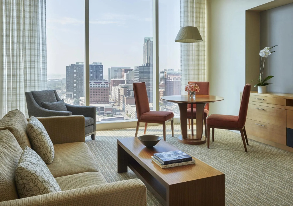 Four Seasons St. Louis