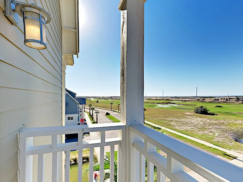 Breezy Villa on Port Aransas Coast by RedAwning