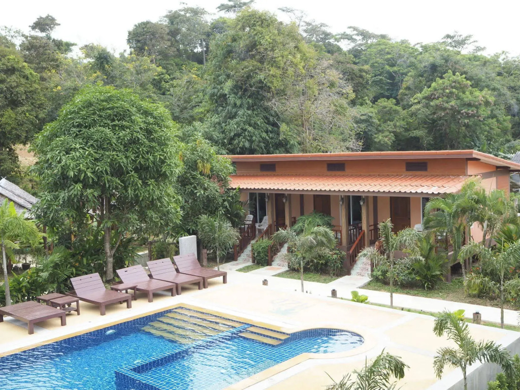 Hatzanda Lanta Resort - SHA Extra Plus