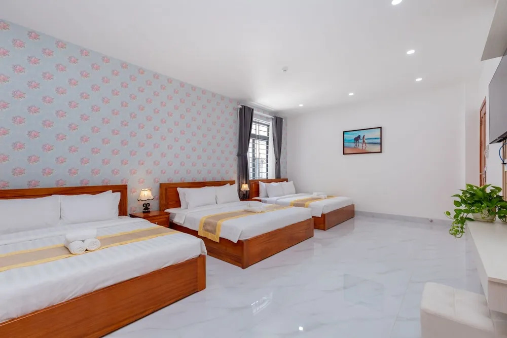 126 Vung Tau Pool Villa Back Beach From 4 To 12 Rooms Options