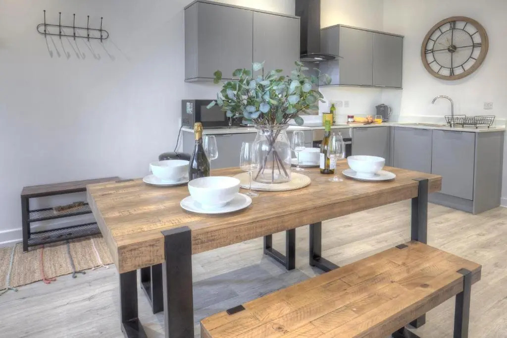 The Swell, Rhosneigr - Ground floor 2 bed With Parking