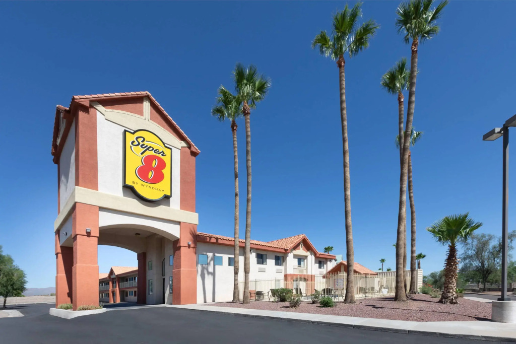 Super 8 by Wyndham Tucson/Grant Road Area AZ