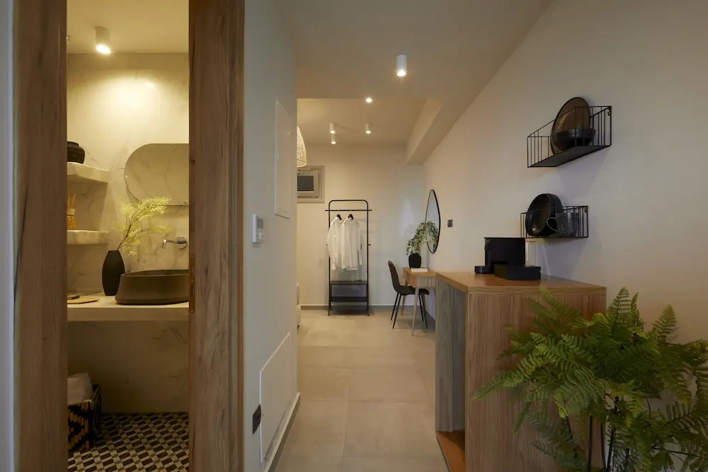 Mayu Suites