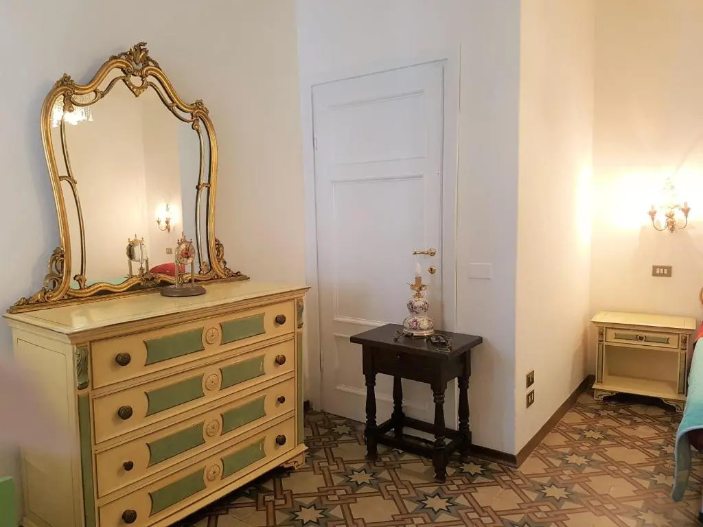 Historical Apartments By Seaside