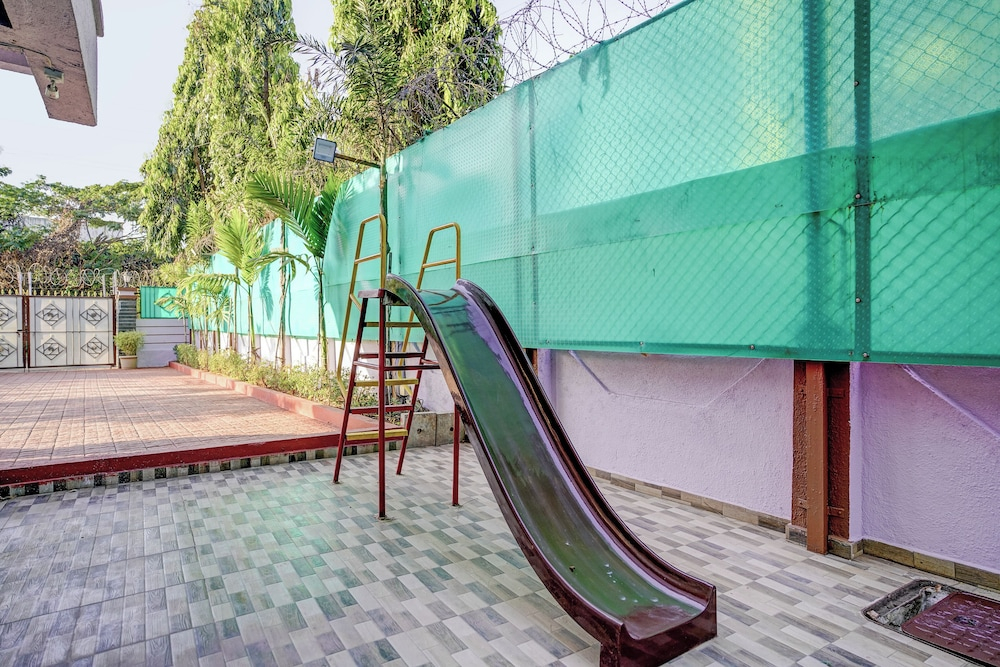 Alaya Stays Nest 4BHK villa with Pool