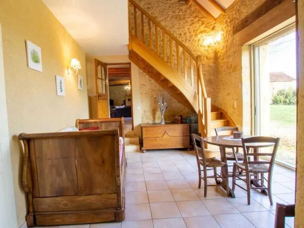Maison de charme en Dordogne avec cheminée et jardin clos - FR-1-616-159