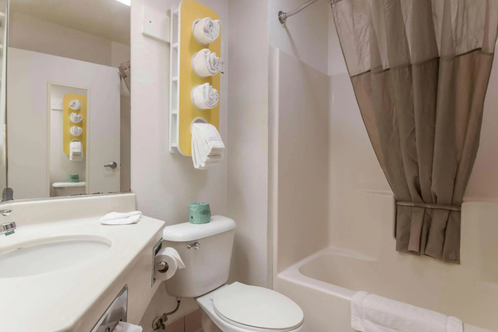 Scottish Inns & Suites - North Hershey