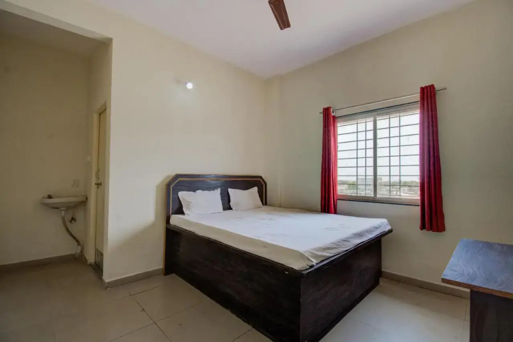 OYO Flagship 80629 R D Hotel