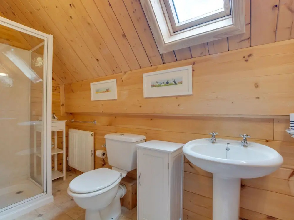 Pleasant Holiday Home in Little Petherick near Padstow